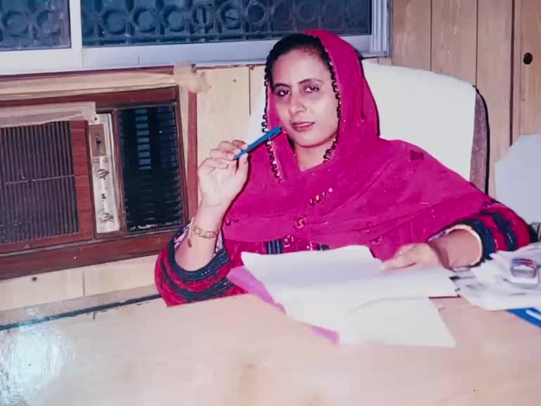 @Najma Asif