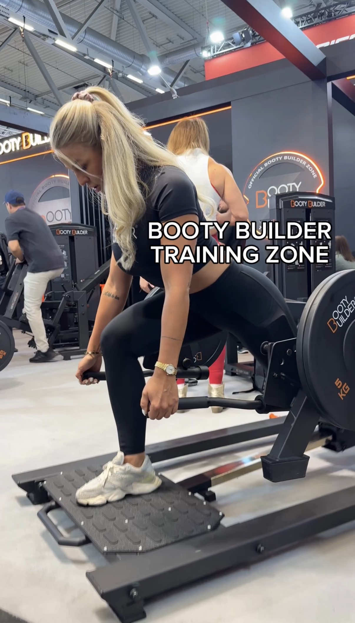 @Booty Builder