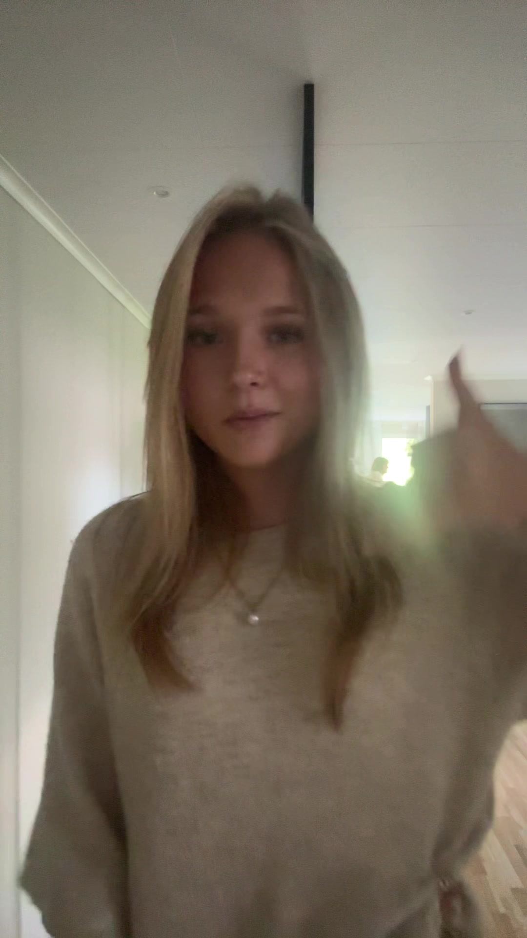 @Elle