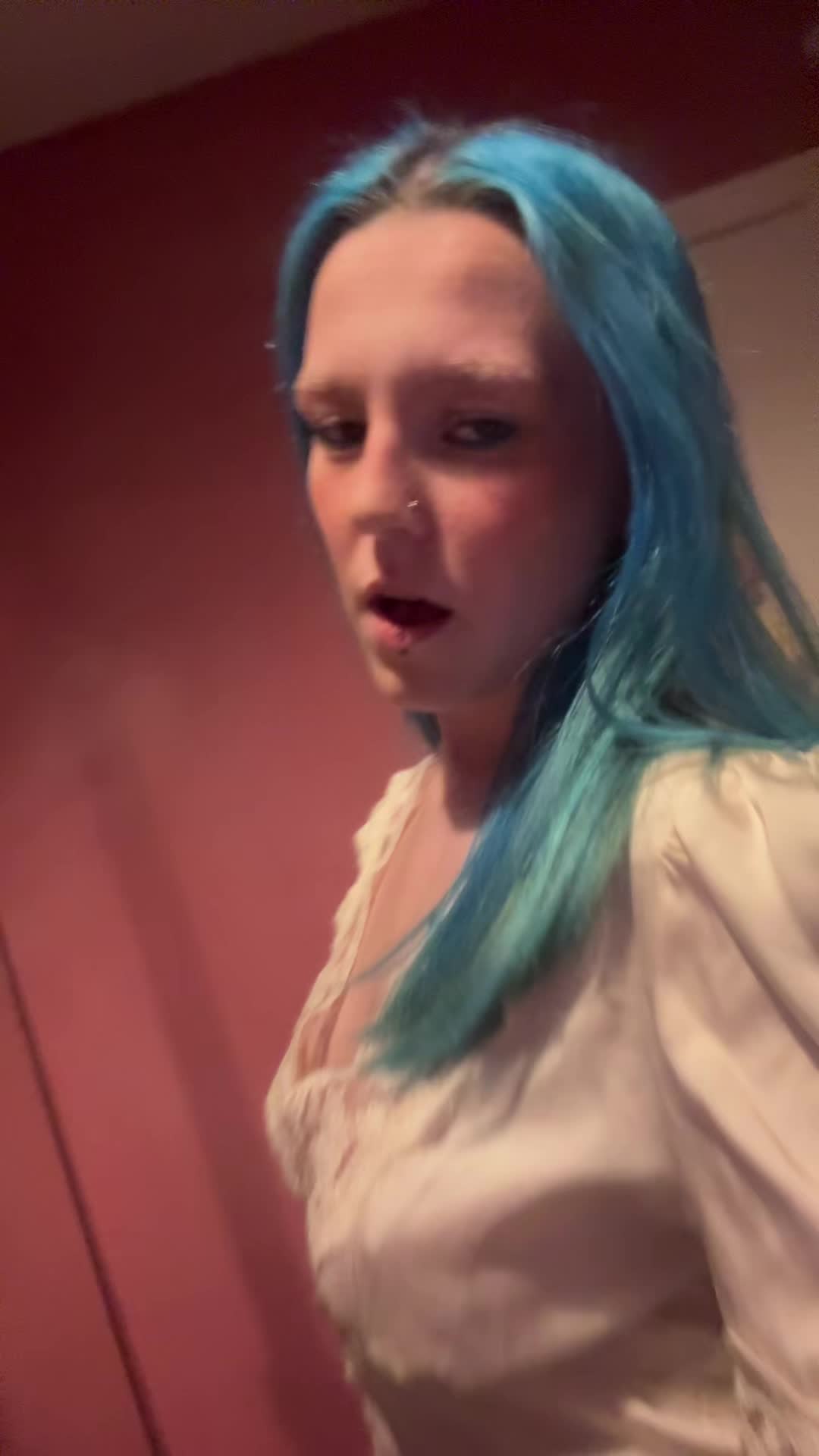 @Connie