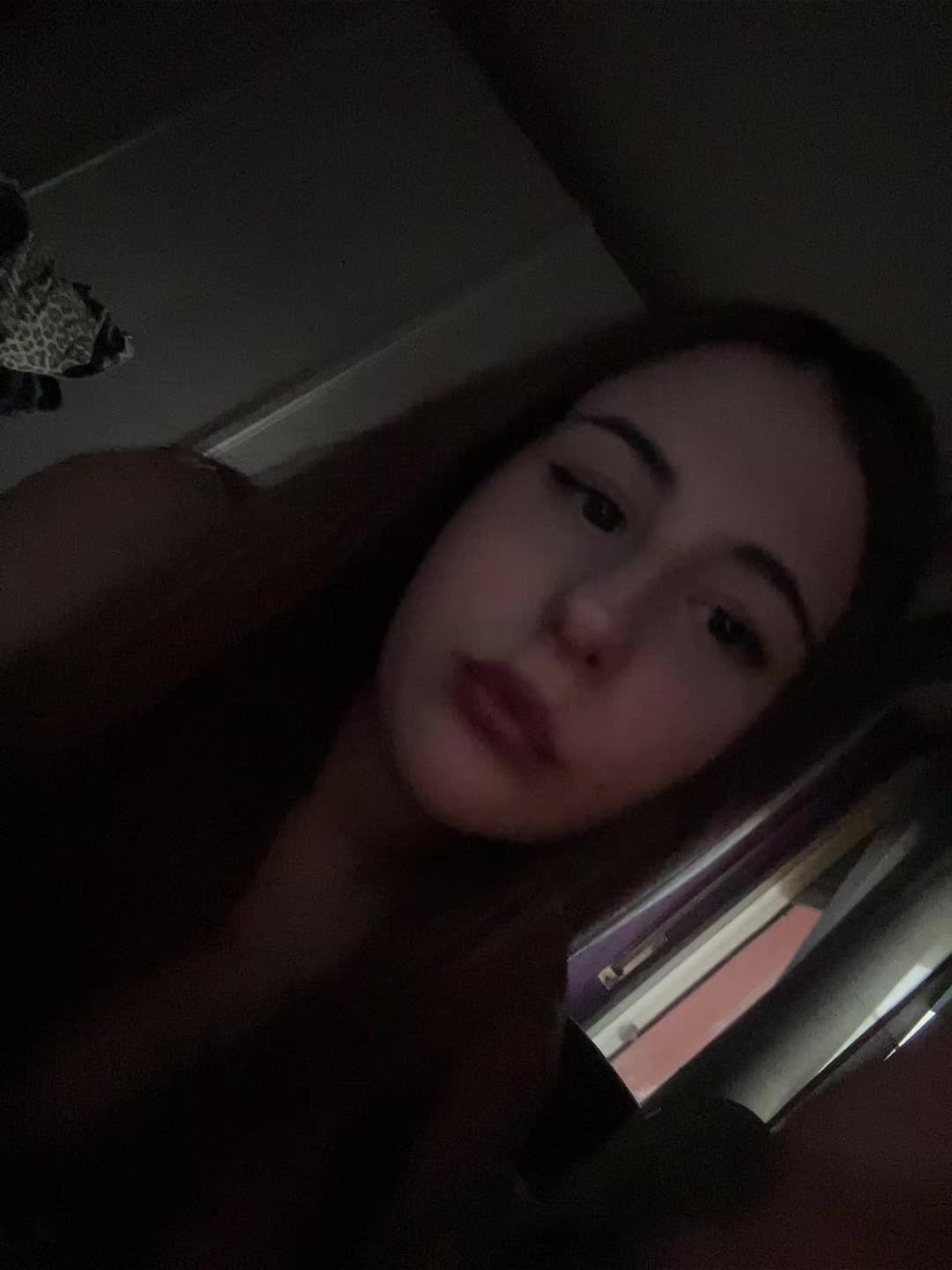 @🧛🏻&zwj;♀️🧛🏻&zwj;♀️