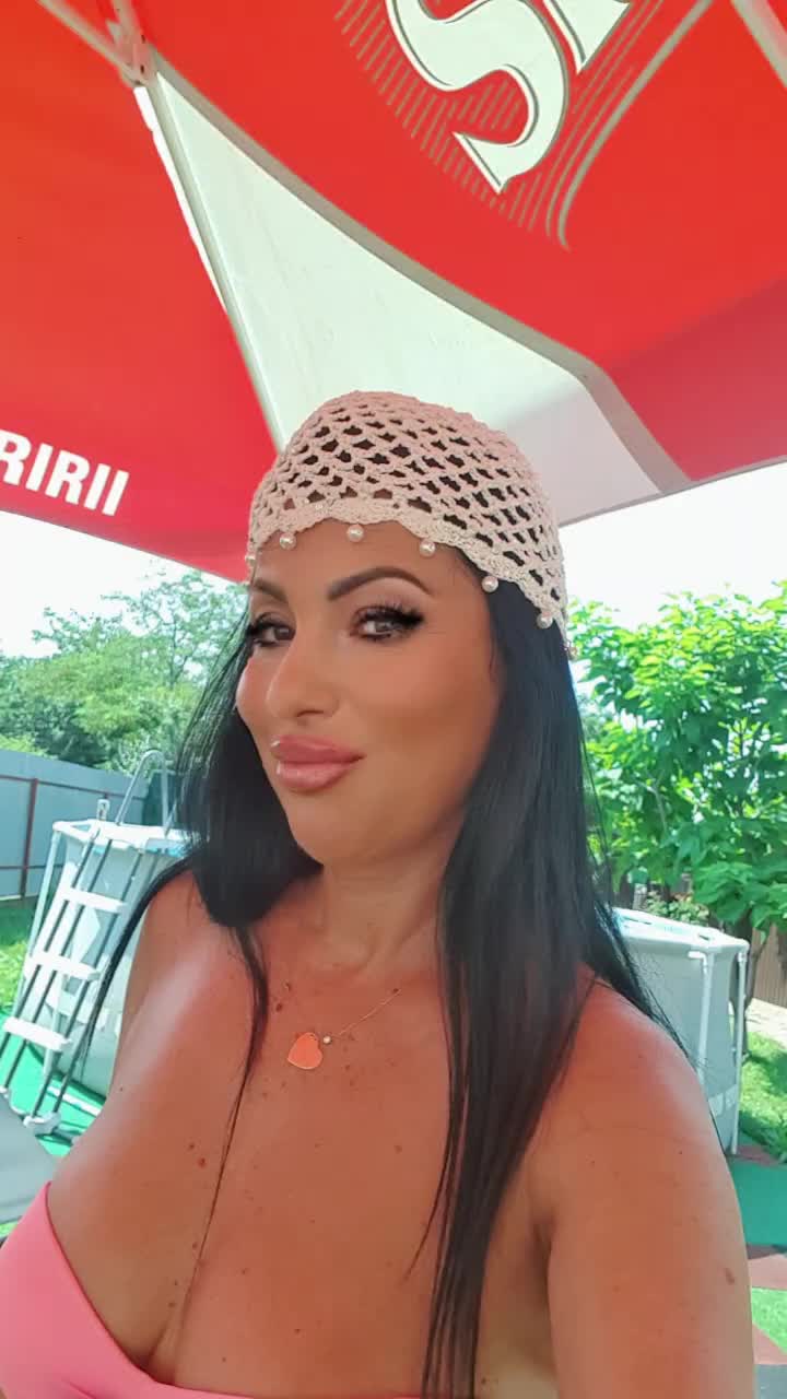 @Ela❤️T