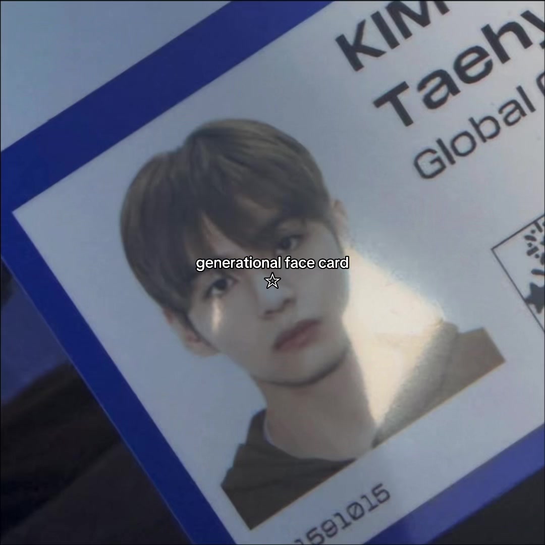 @ꪜ