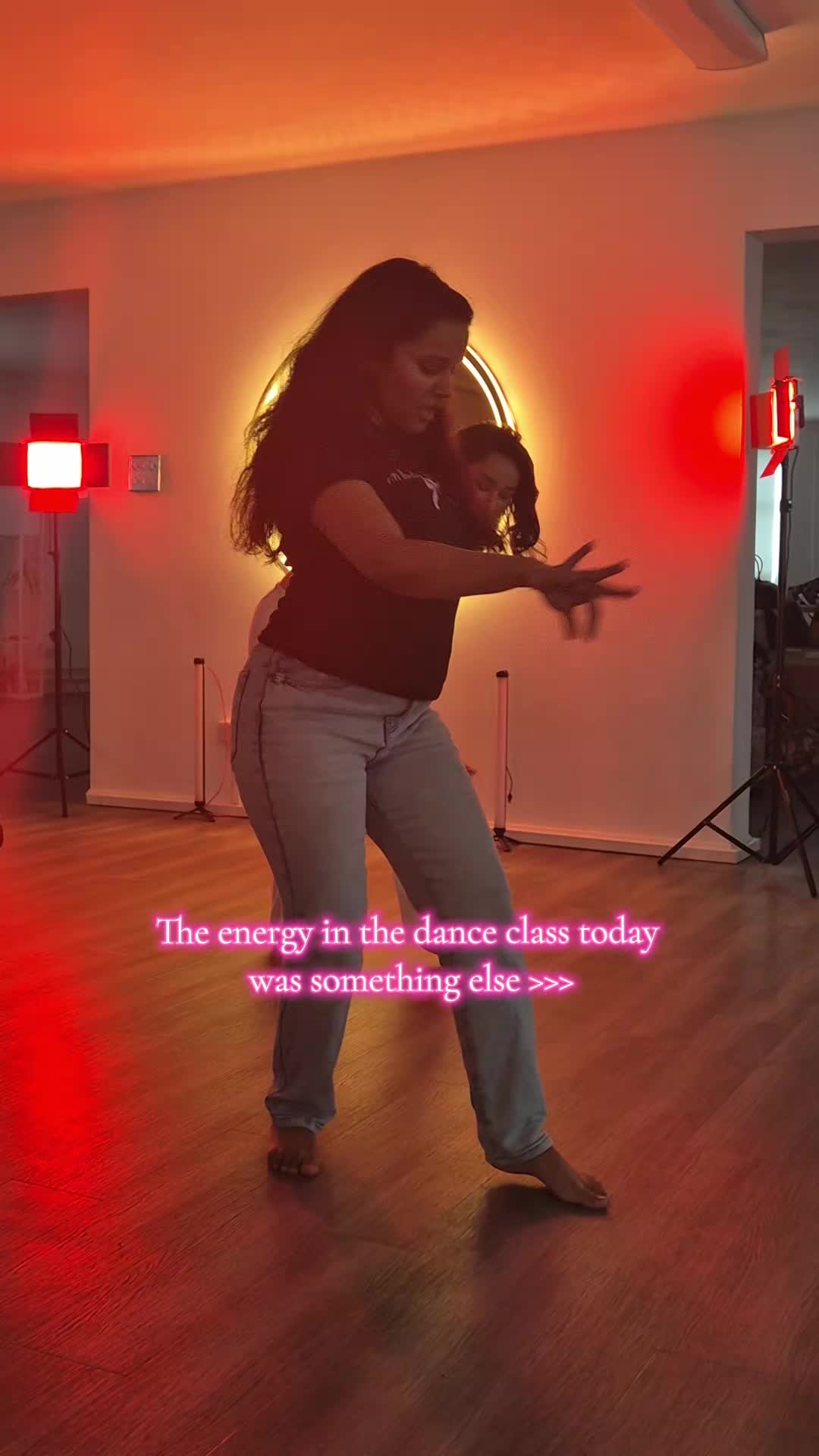 @JustNainika❤️💫