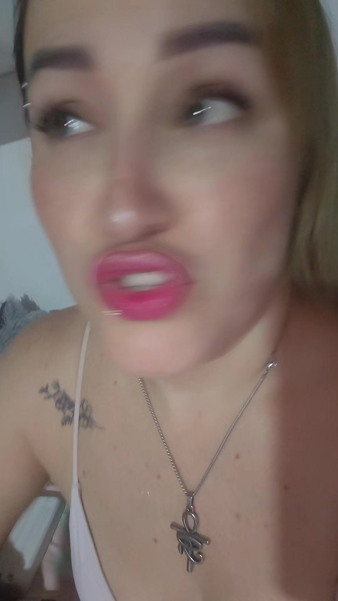 @Den