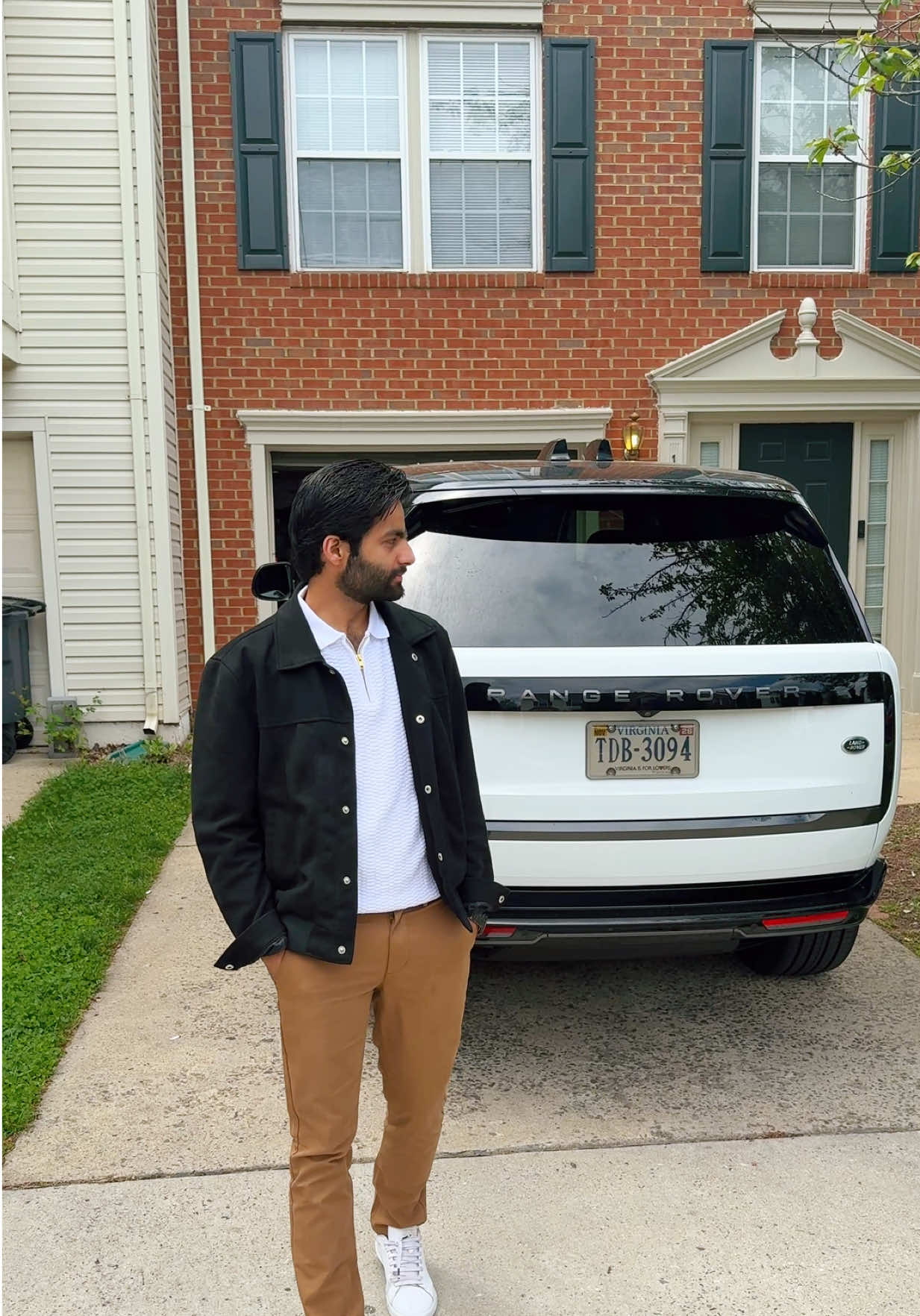 @Ali Malhi 10 🇺🇸🇵🇰