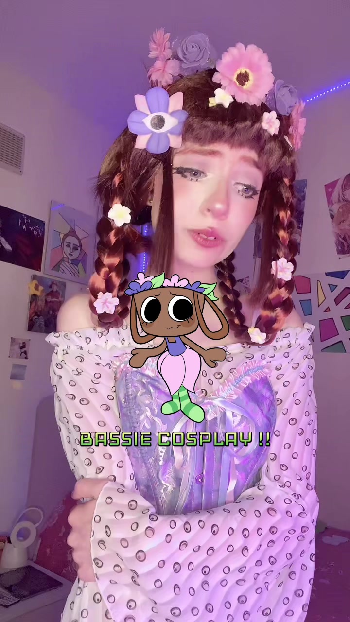 @★ 𝙼𝚊𝚍𝚍𝚒𝚎 ★