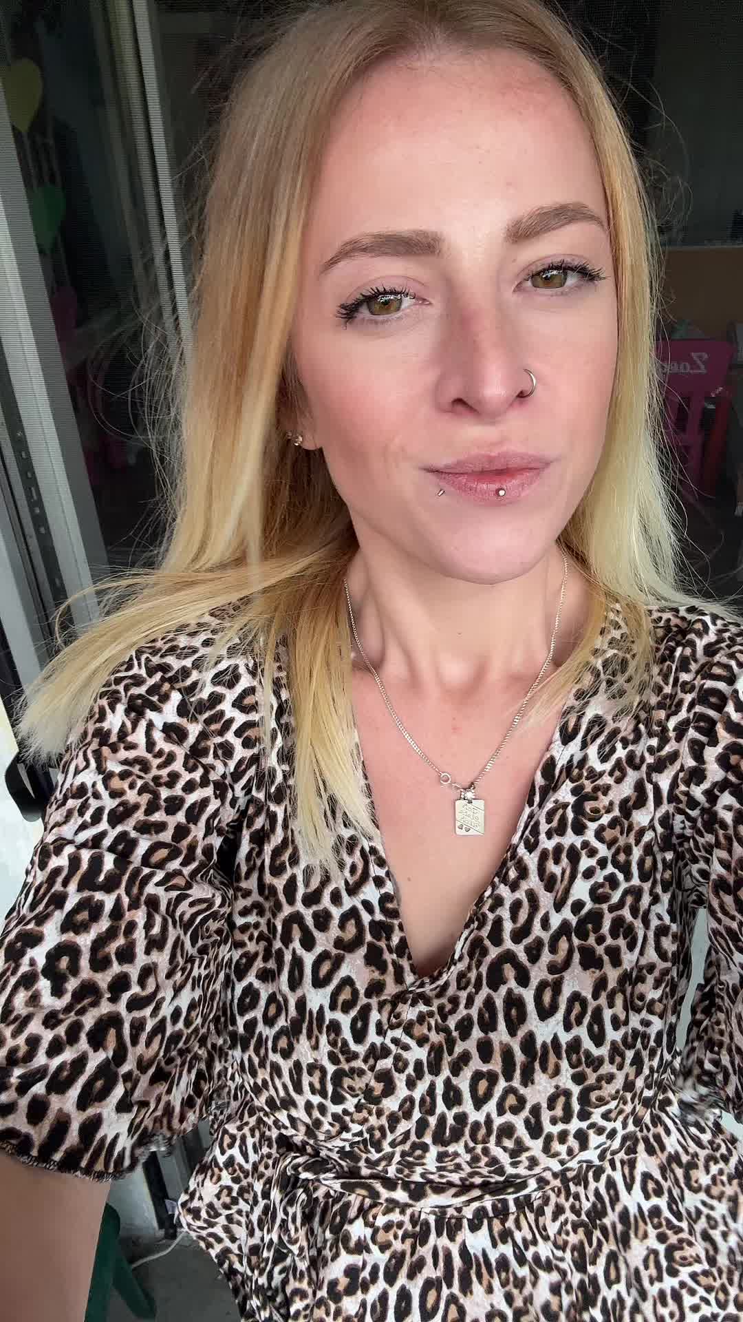 @Linni✌️