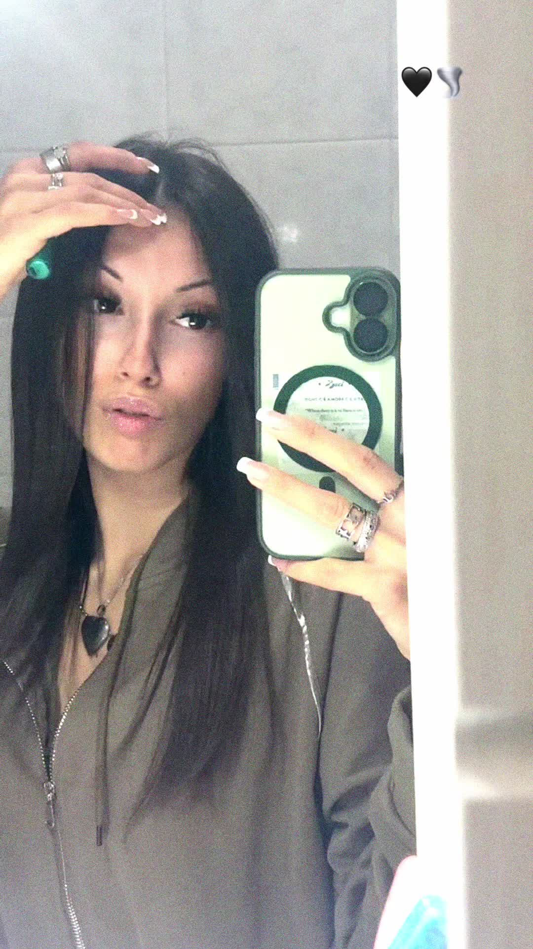 @🖤🌪️♎️