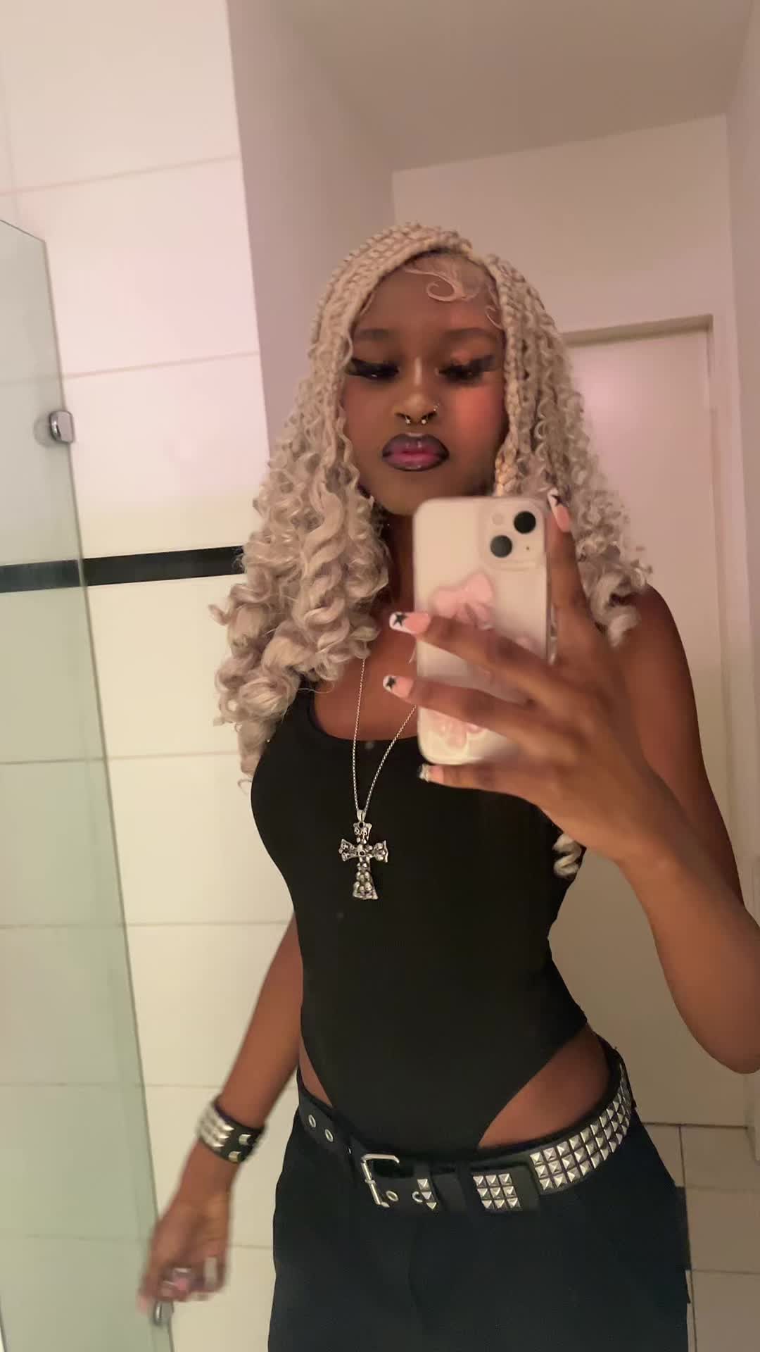 @Gigi 🦇