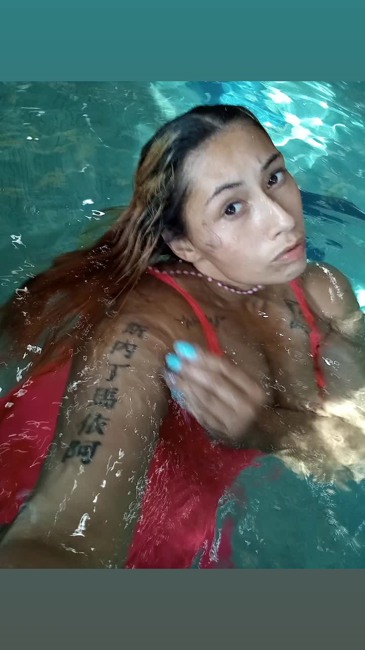 @ashleytalaavera