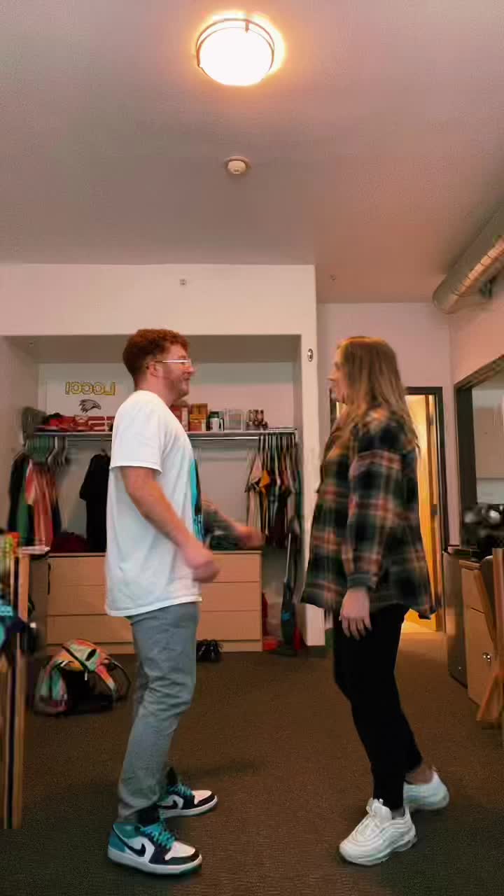 @Jsheets🤧