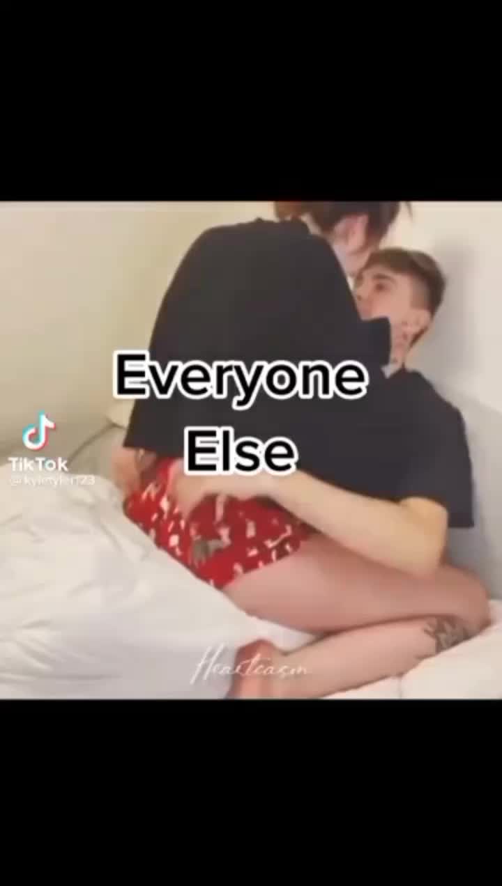 @AussieManLikesFeet