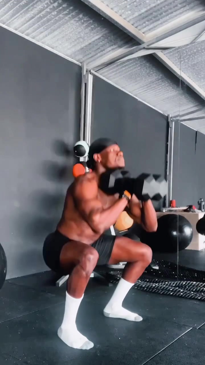 @Robby Gambino35