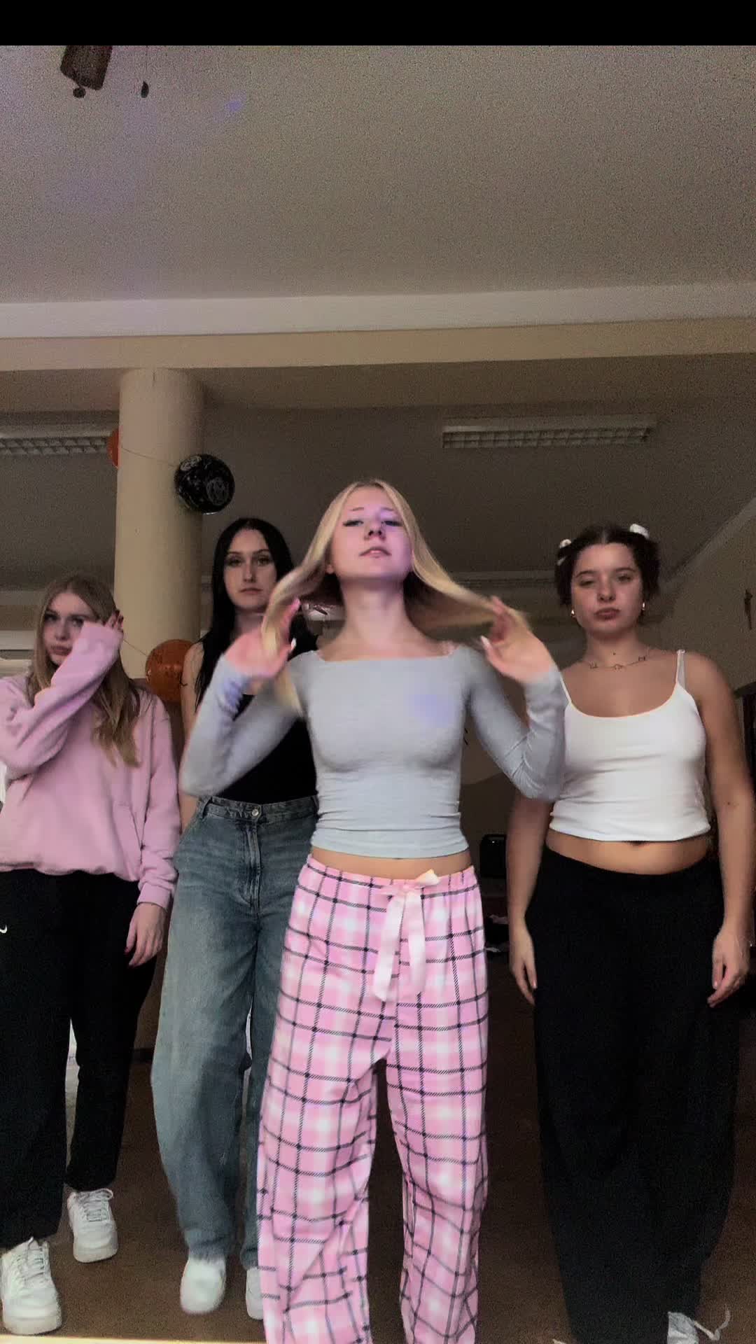 @mindkaa_