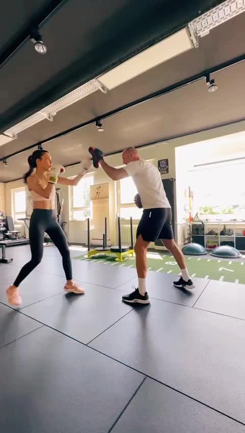 @strongnotskinny