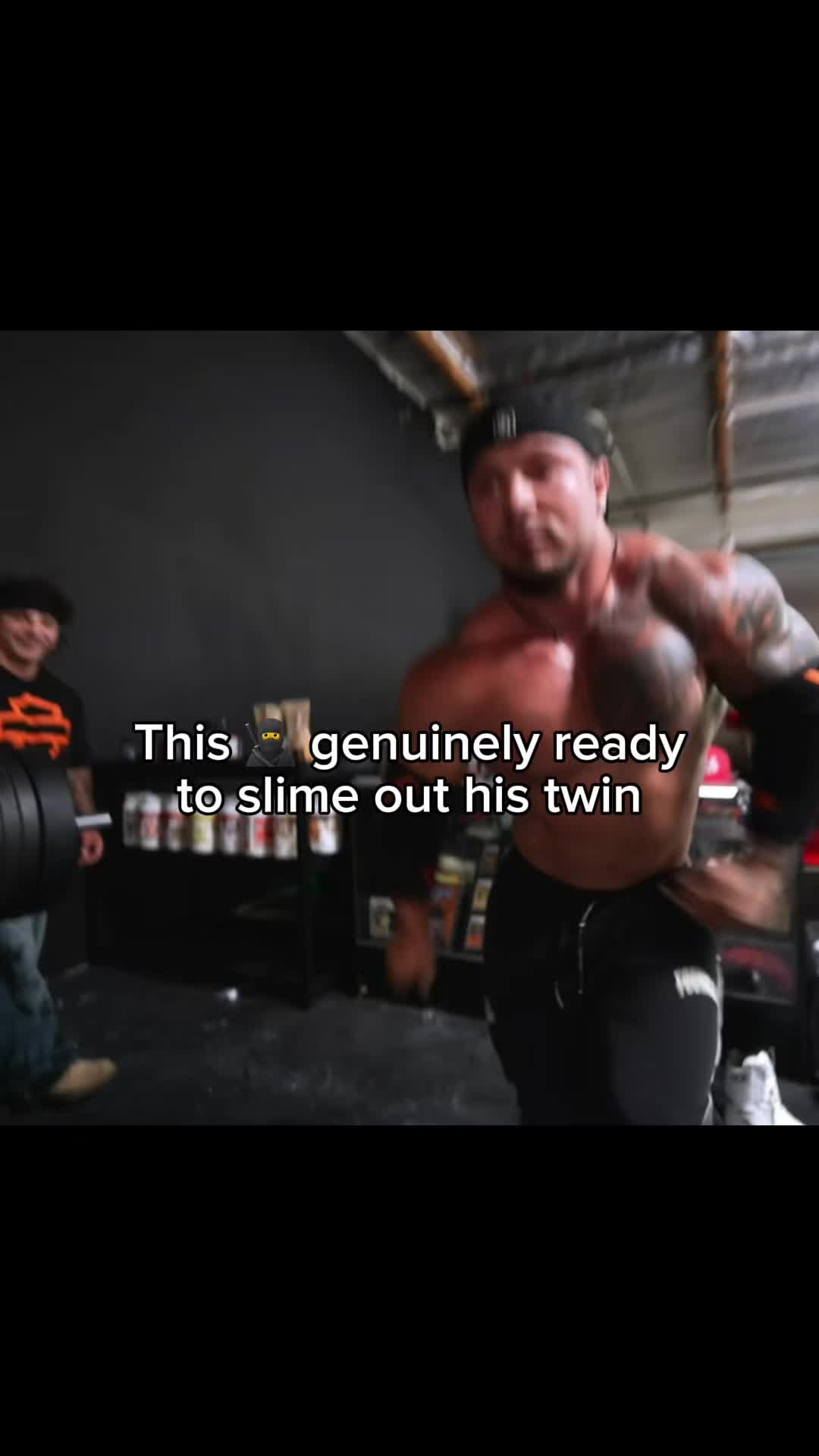 @The Tren Twins
