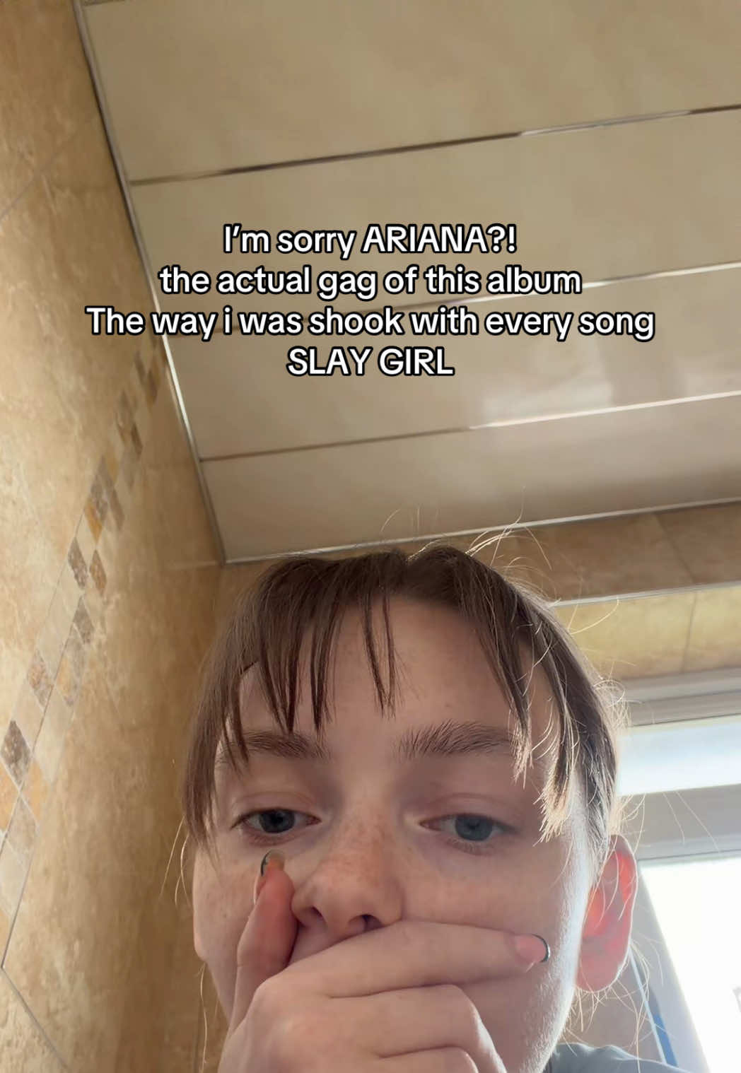 @Ellie Reads & Reacts ๐