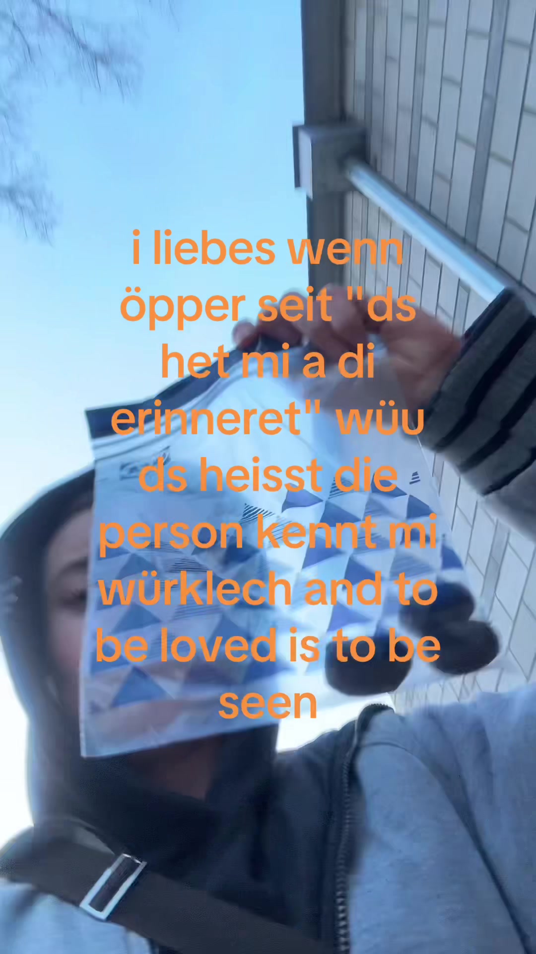 @TiffTaff