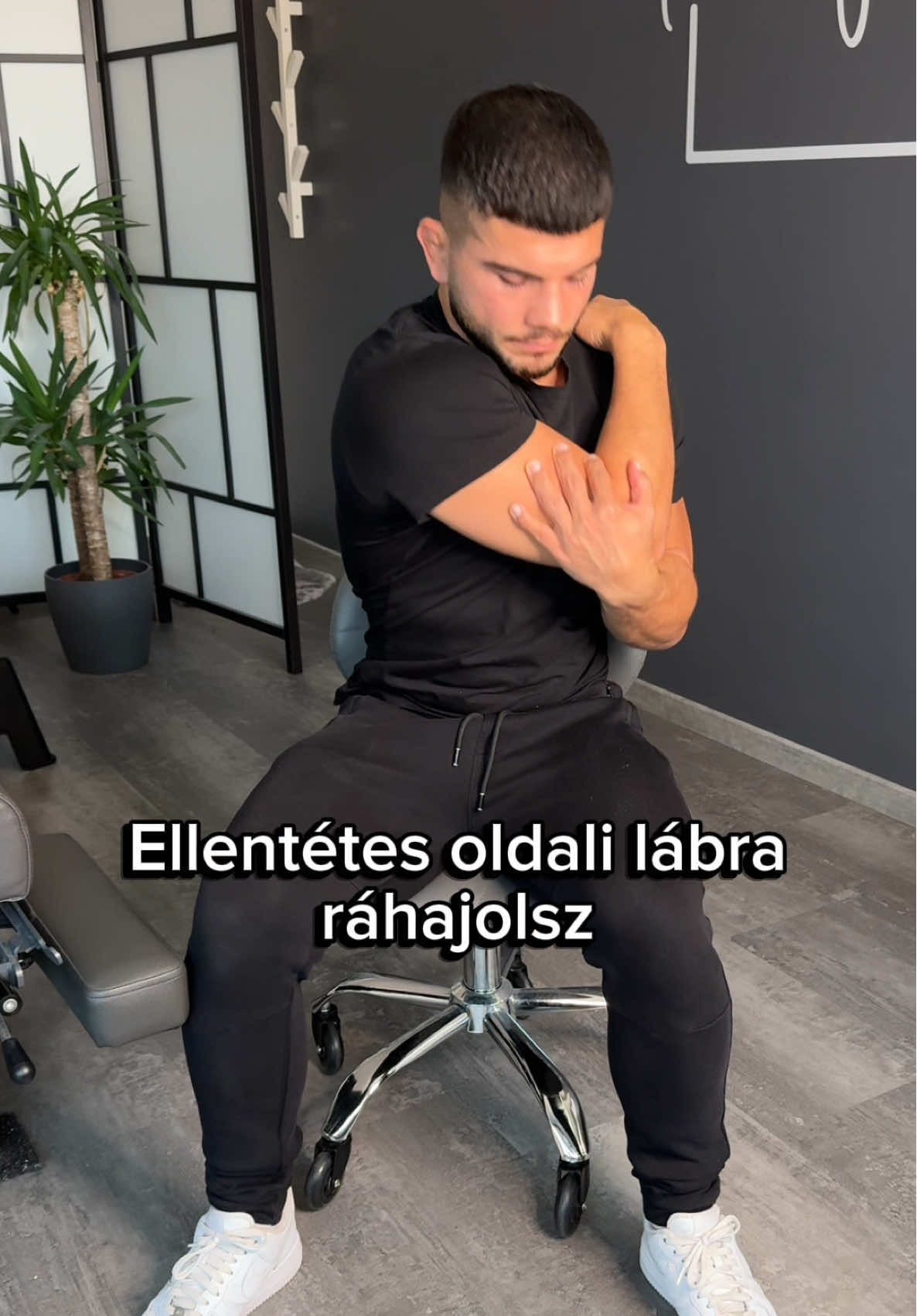 @Dzsufizio