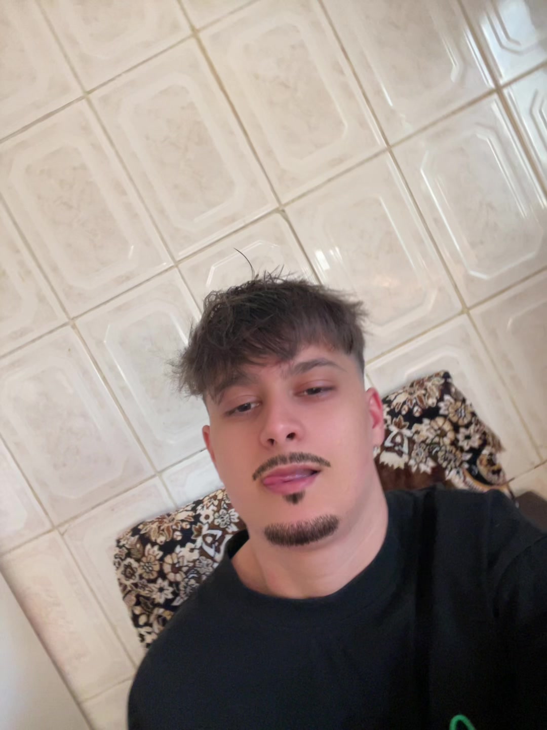 @N.K🦅