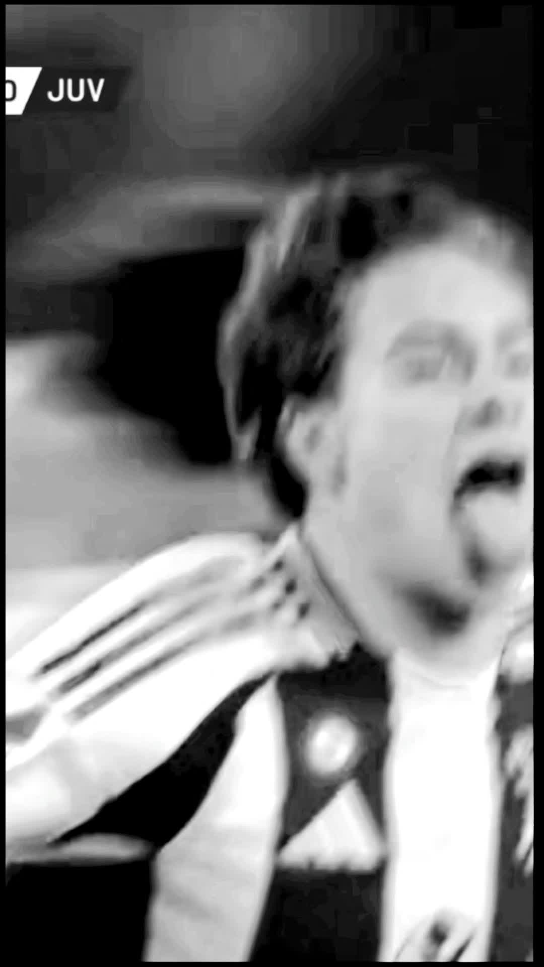 @Juveee🤍🖤