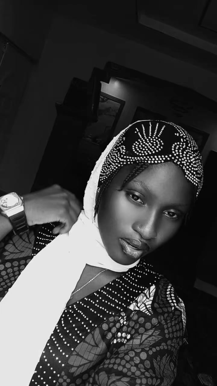 @ebony_fingers🥰🤩