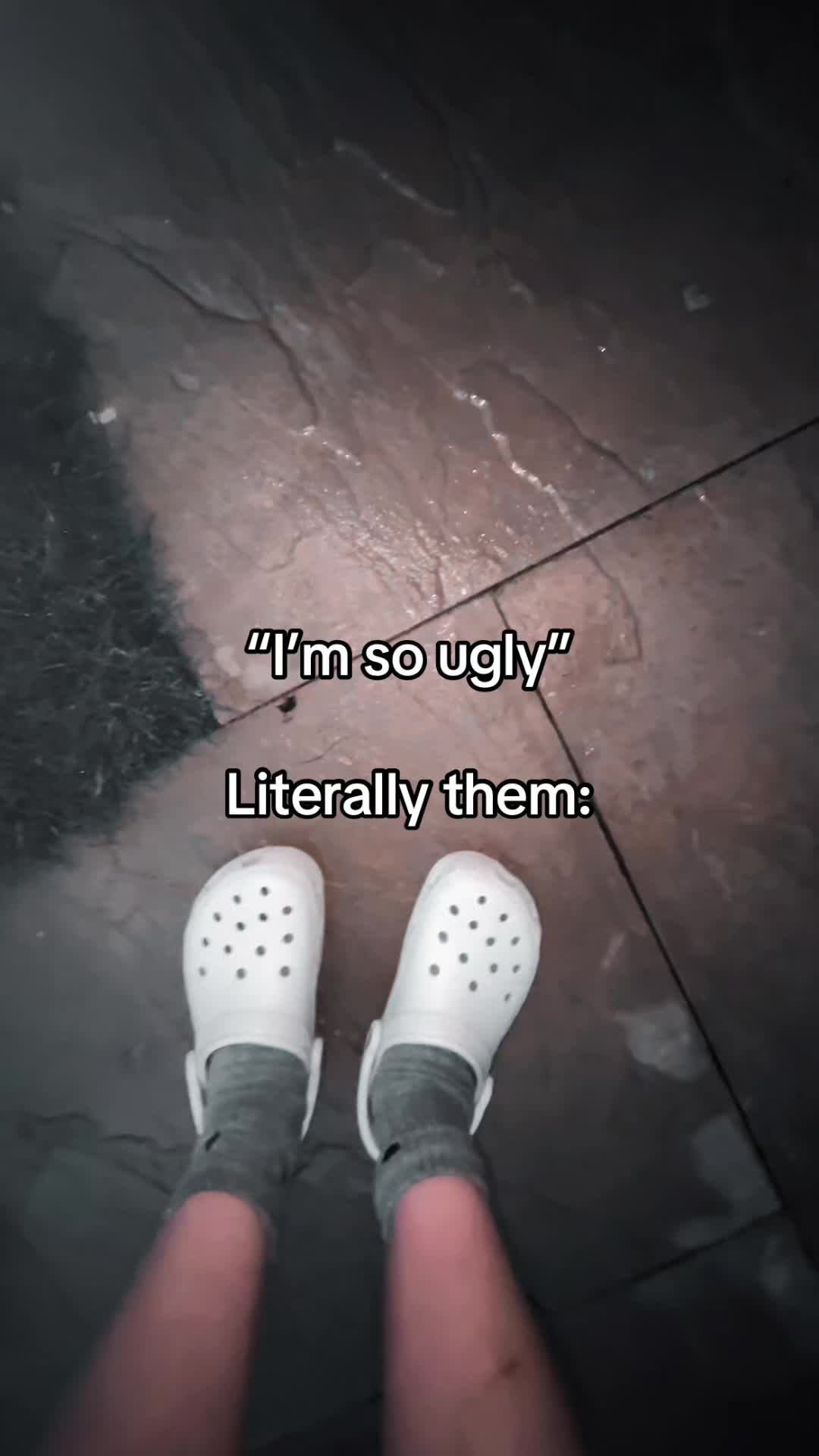 @Rein🦈 &bull; smelling your feet rn