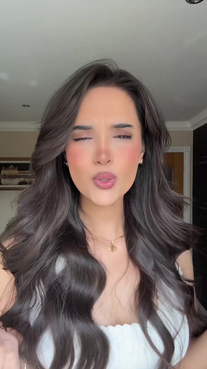 @_ishikadhaliwal_