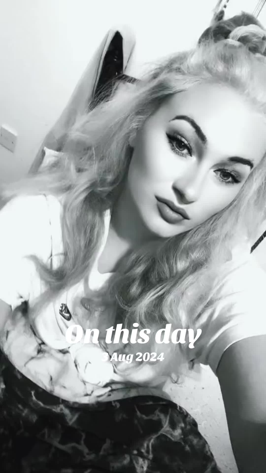 @AshleeLouiseMarcer🔥❤️