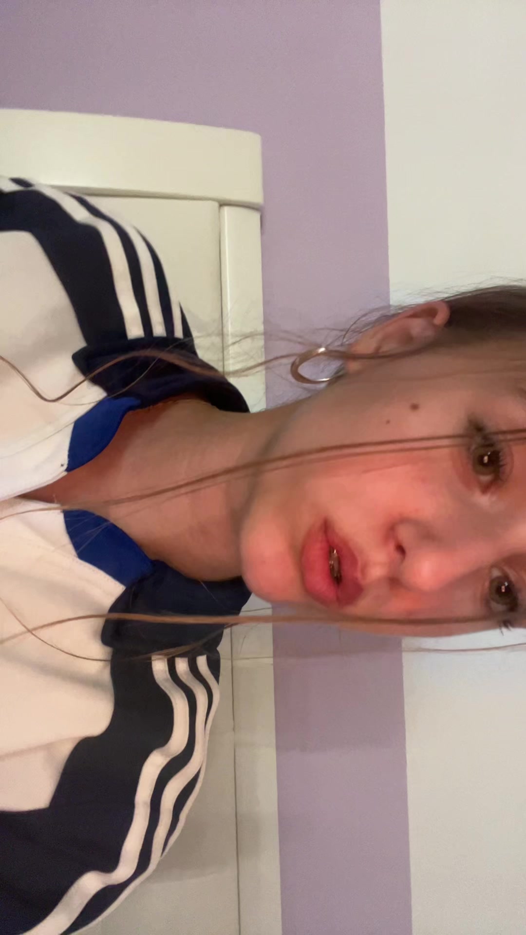 @Laraaa