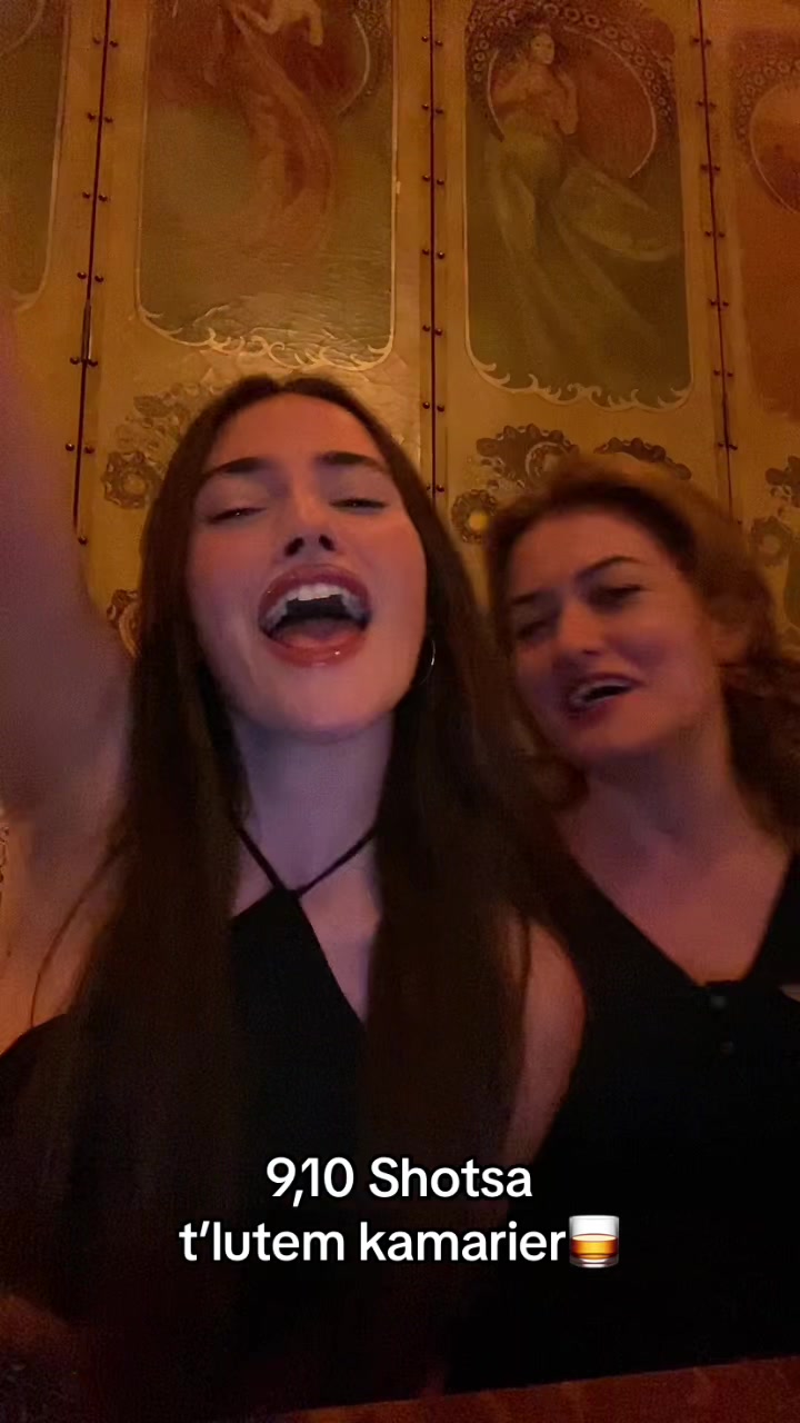 @Vanesa Sono