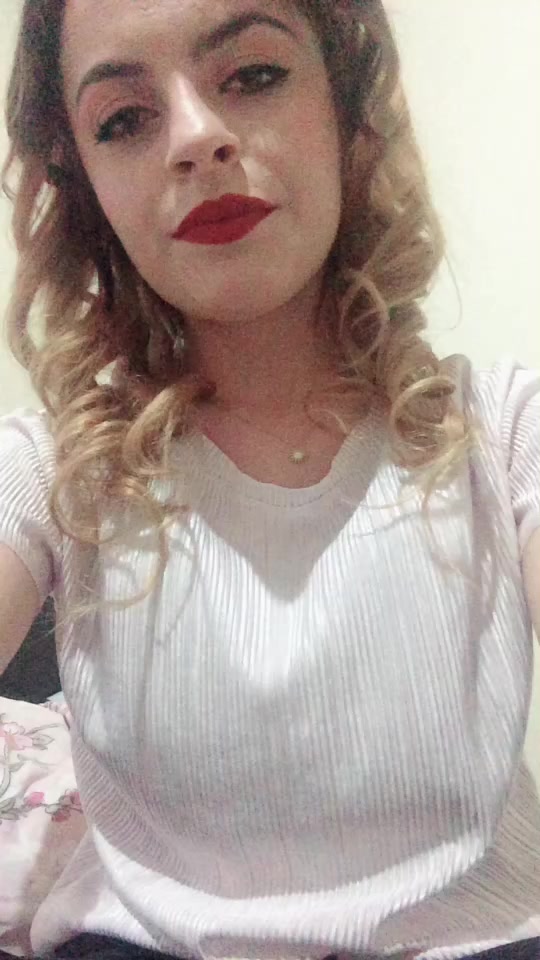 @Esra
