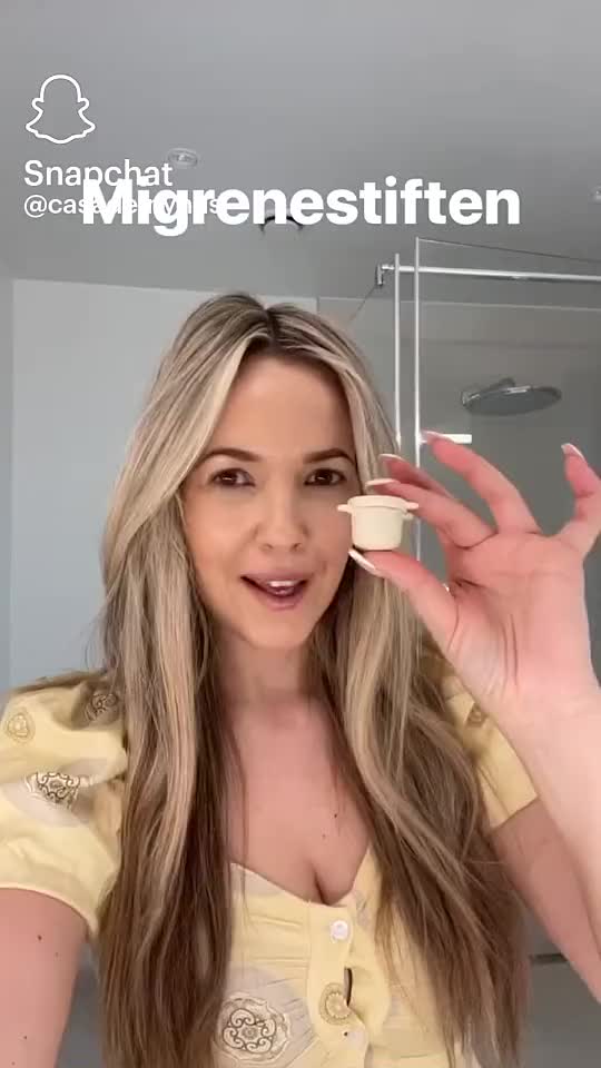 @😉
