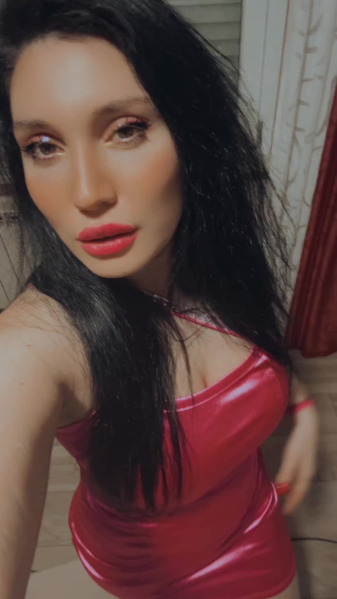 @Valeria94