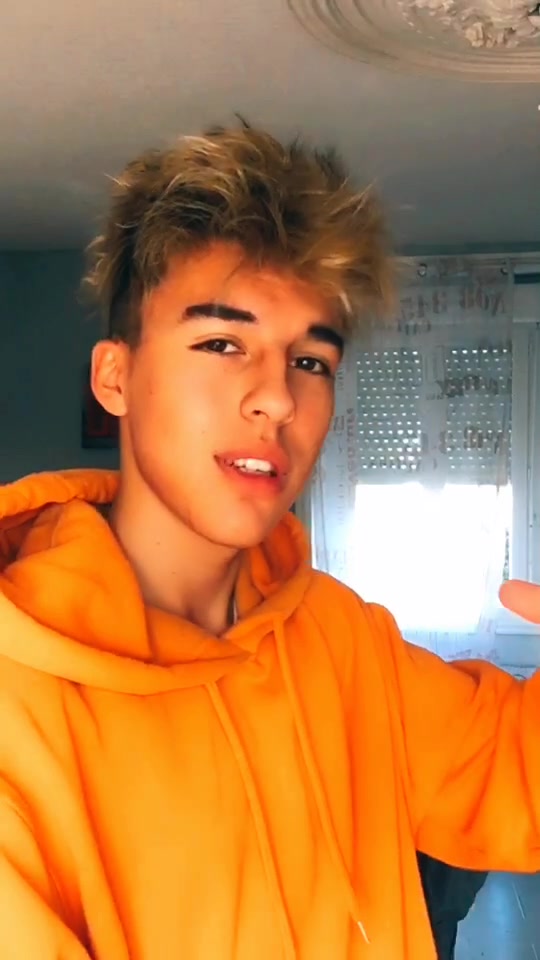@Yolaos