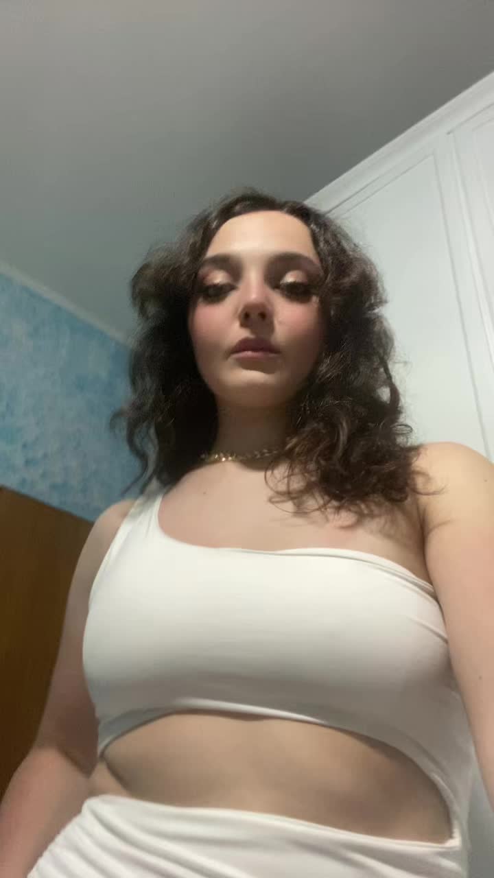 @_Gretaa_