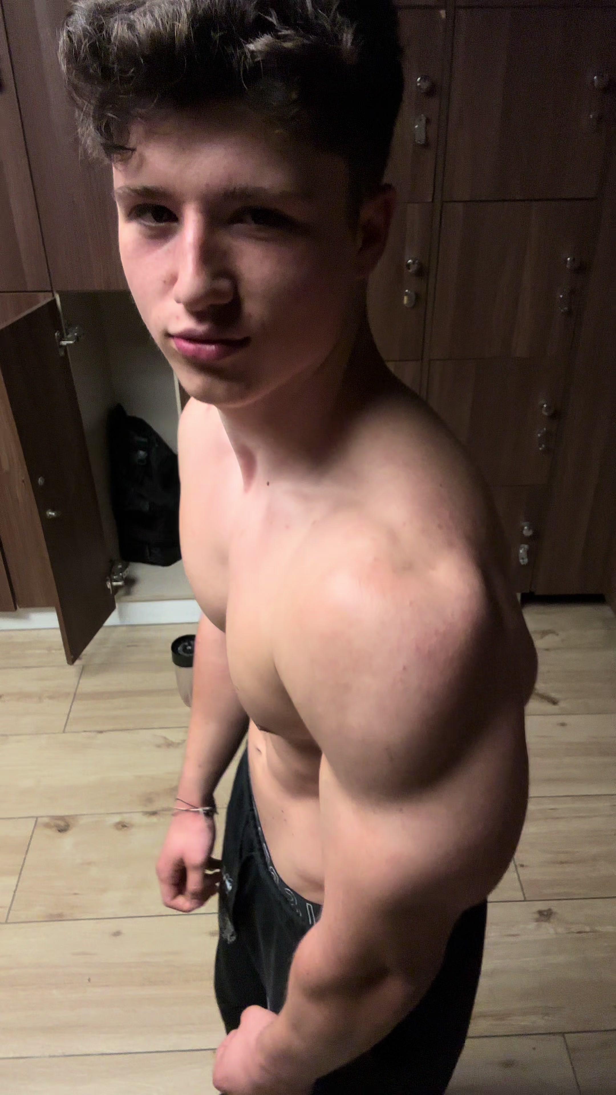 @loric_fit