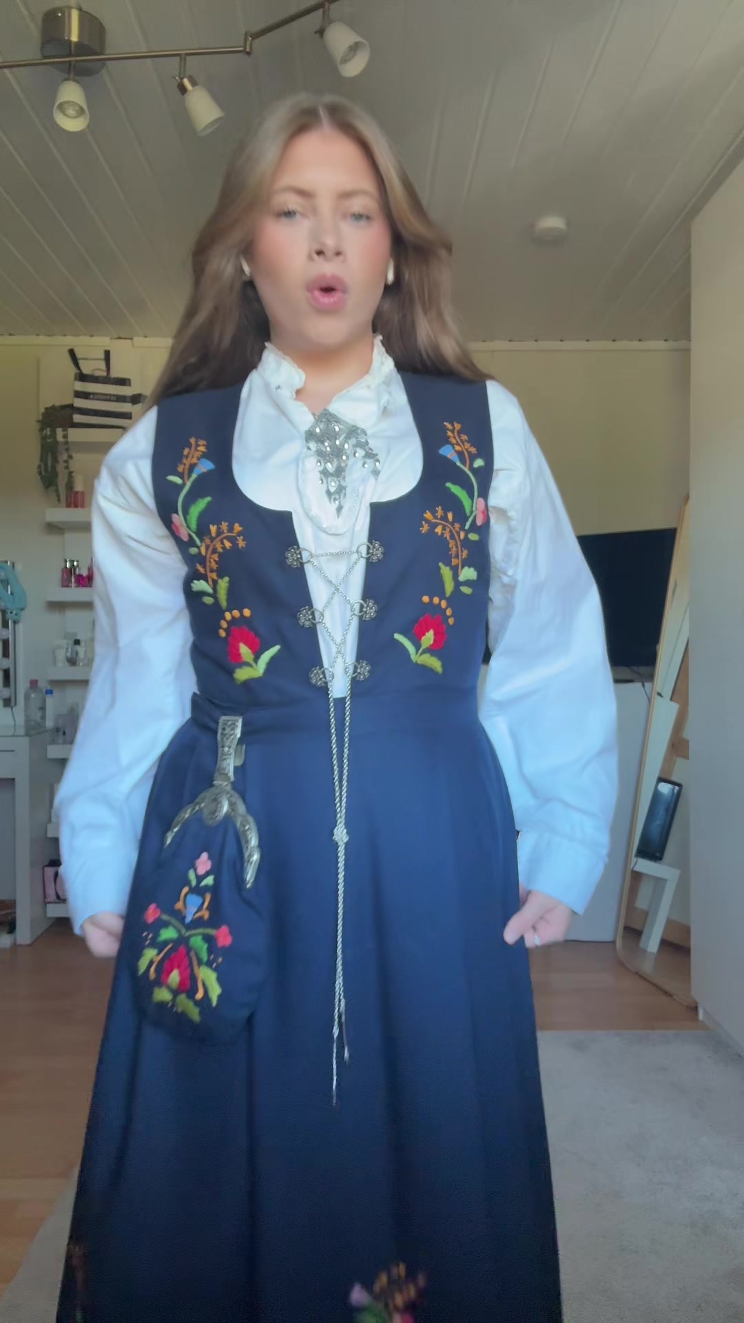 @michelle_ludvigsen08