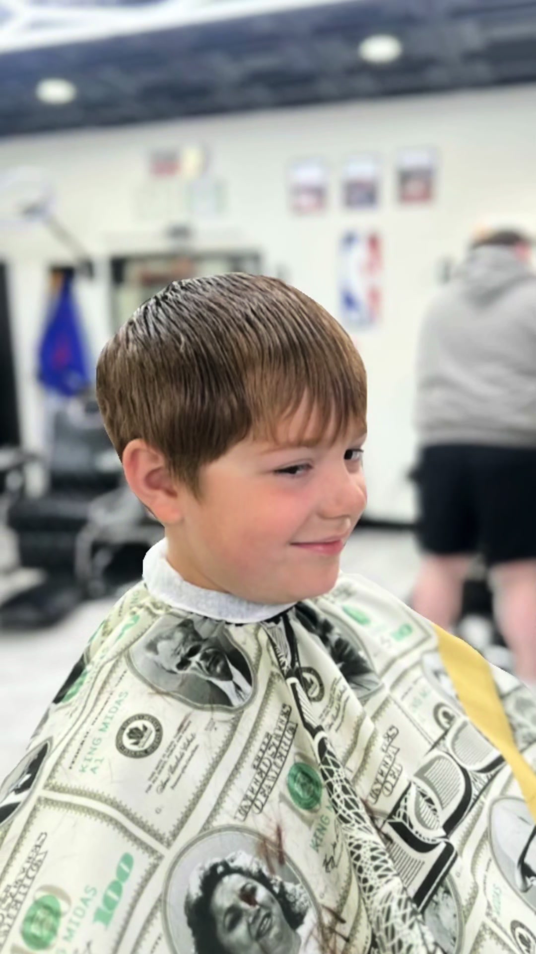 @OFFTHEGRID-BARBER