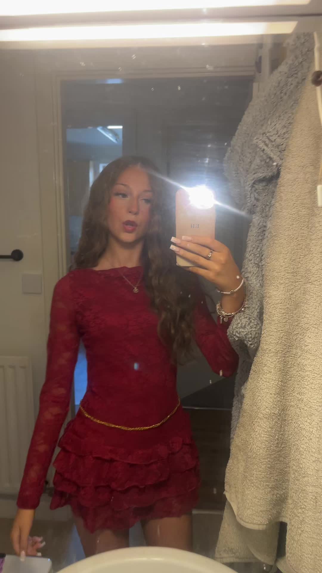 @𝐄𝐕𝐈𝐄𝐒 𝐒𝐏𝐀𝐌
