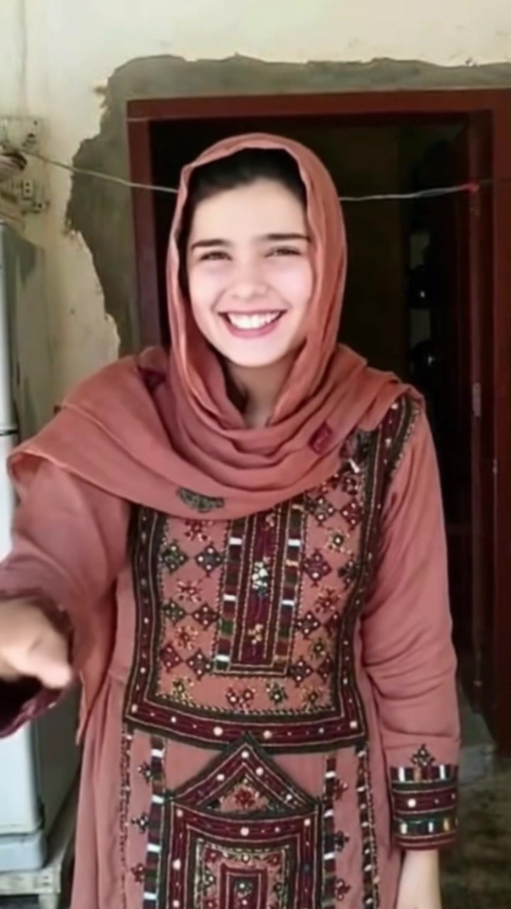 @Gul Pari Baloch