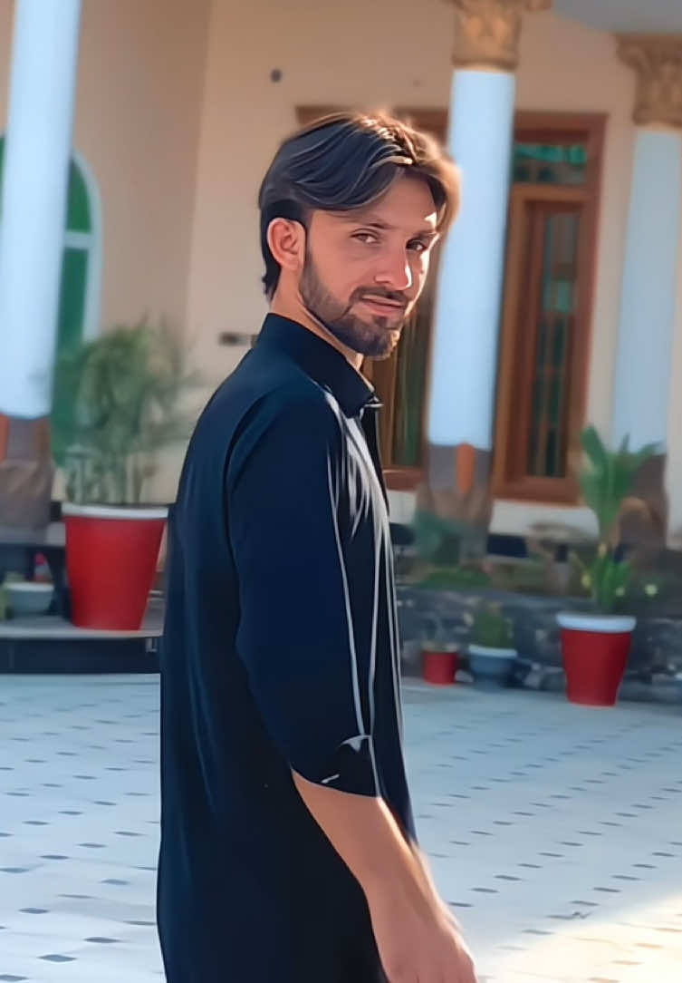 @🦅 HAPPY WASEEM 👑