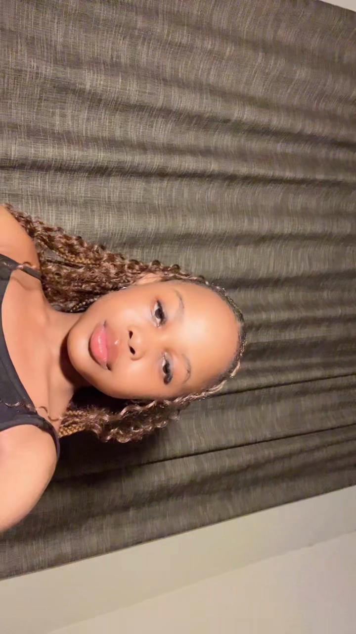 @Amandaaa🐅🍒.