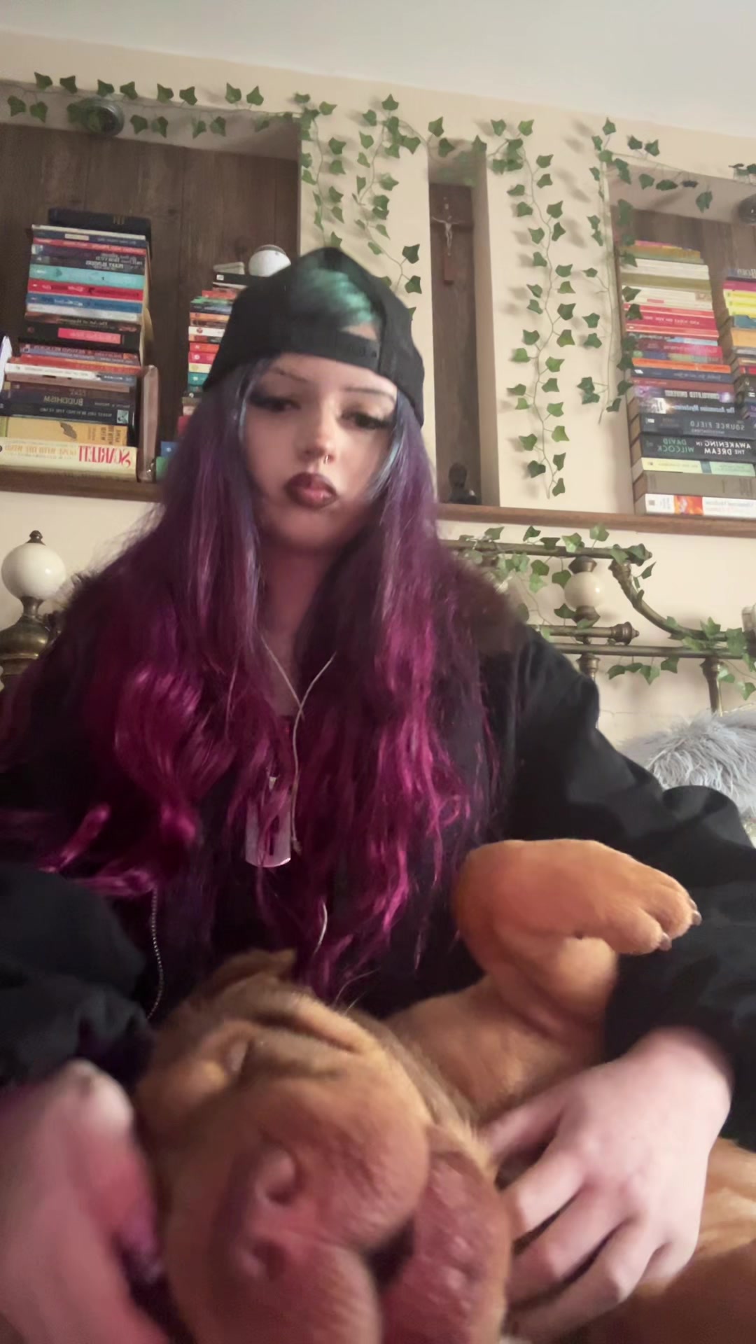 @𝒫𝒶𝓇𝒾𝓈&dagger;👩&zwj;❤️&zwj;💋&zwj;👩