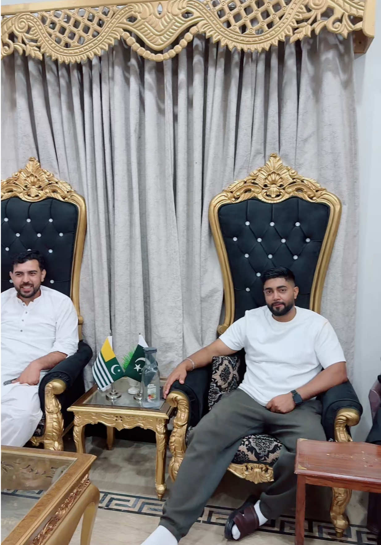 @Usman kashmiri🐅🍁