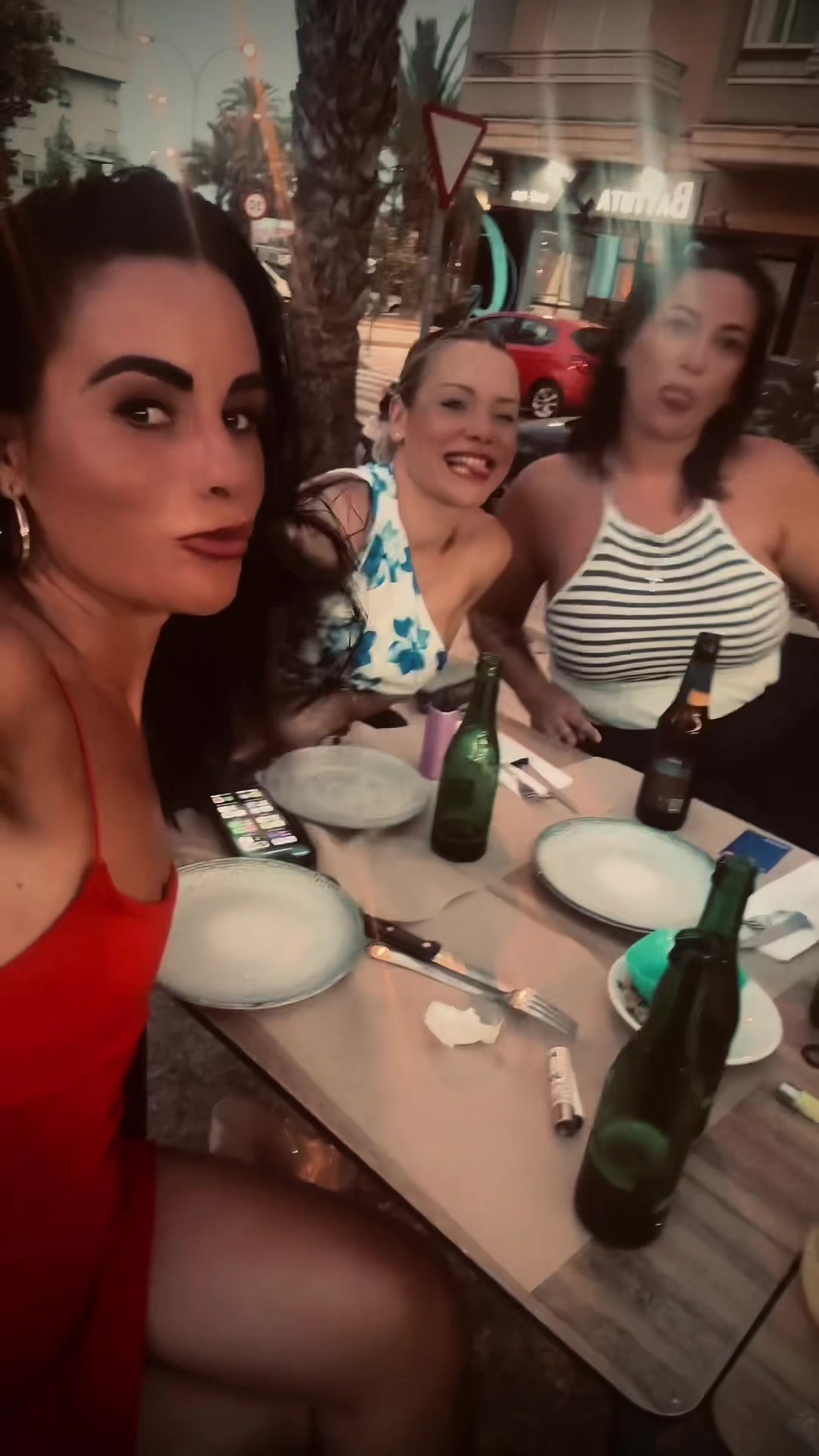 @LauraTaL🤍✨