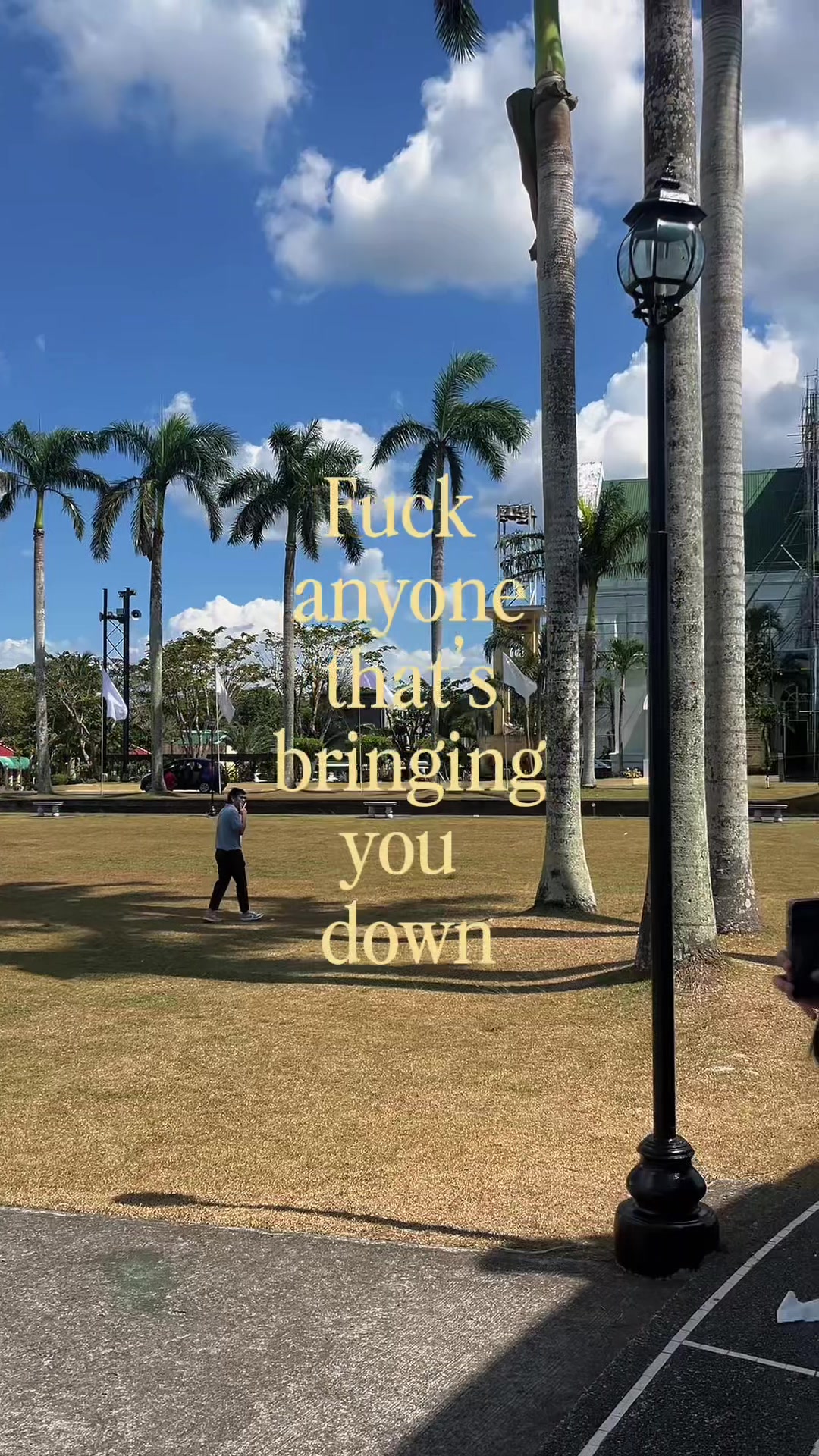 @Franci$