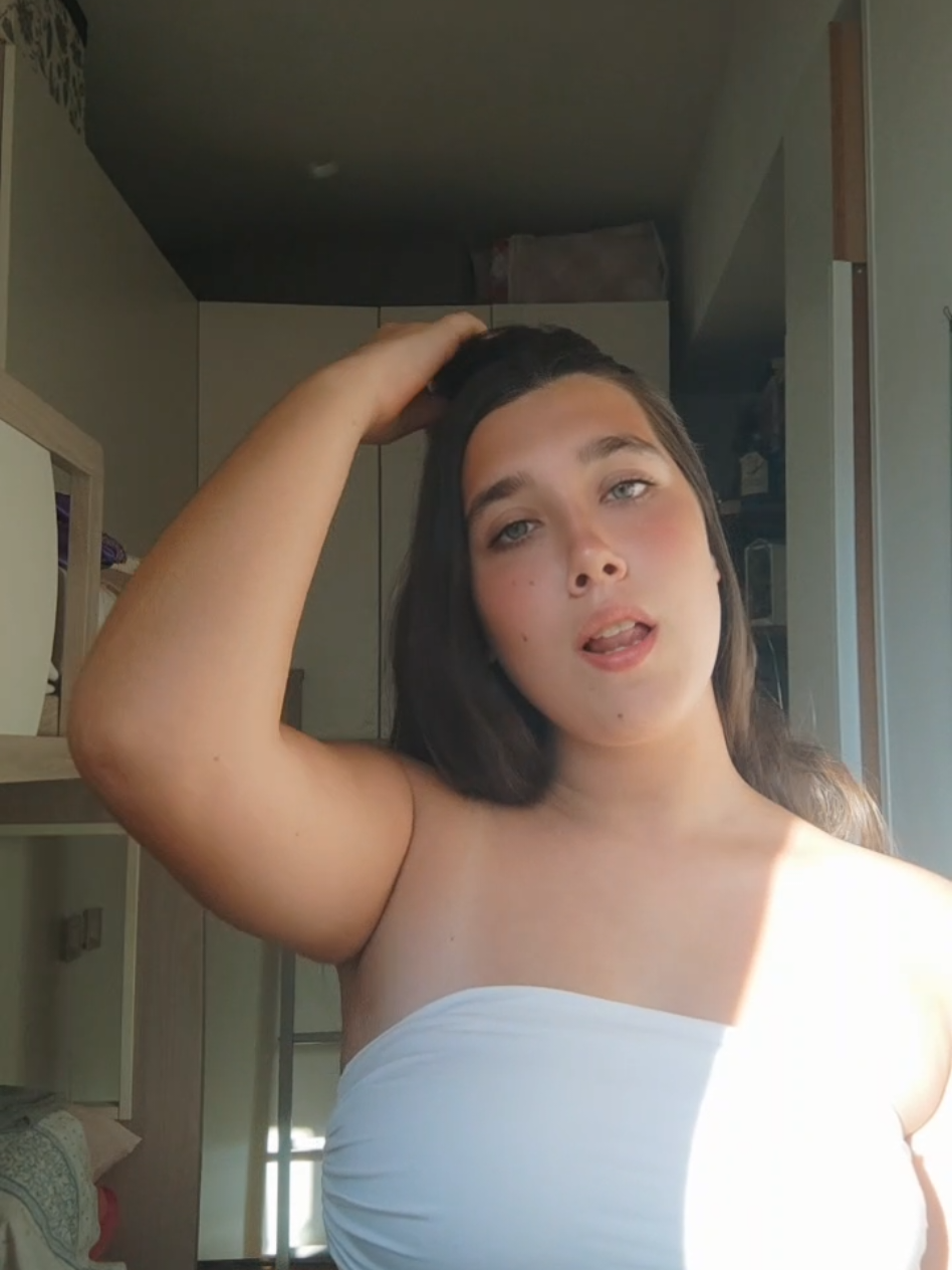 @_Sofia_