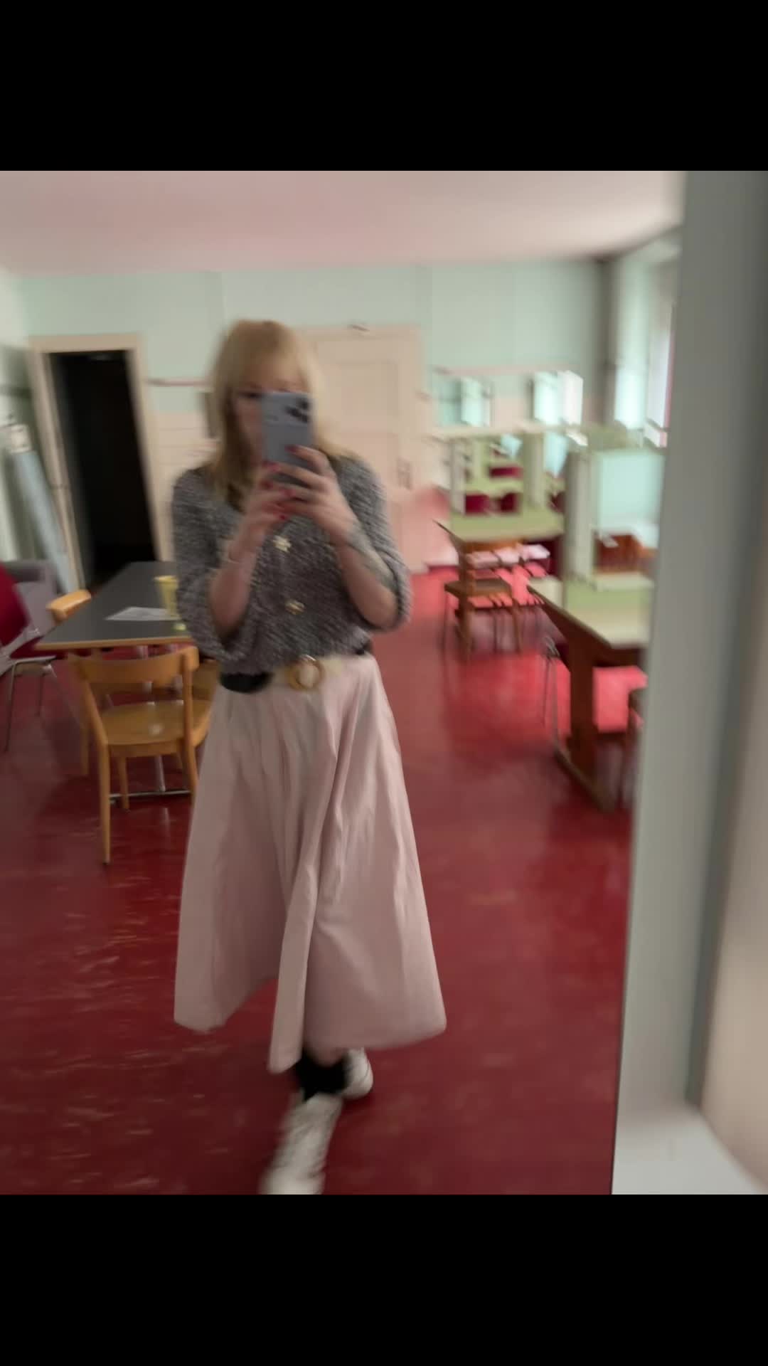 @Mary Keey 🎶👜🧳💄